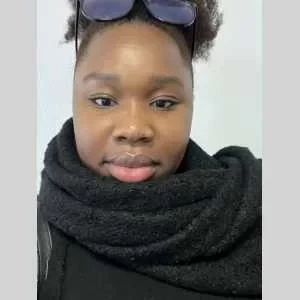 Leandra, babysitter à Communay