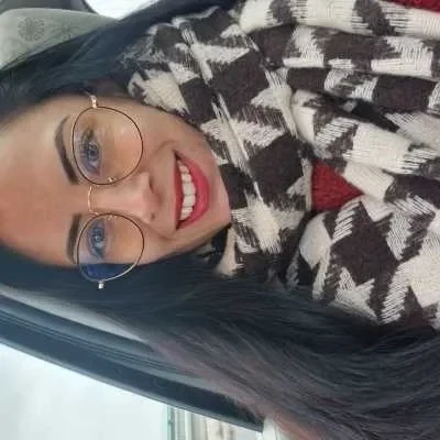 Charlene , babysitter à Longjumeau