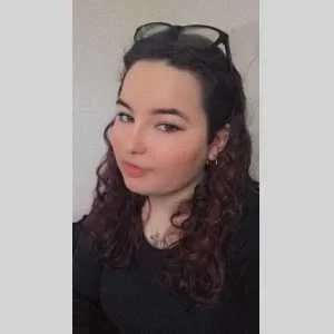 Yasmine, babysitter à Aulnay sous Bois