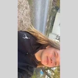 Jeanne, babysitter à Loos