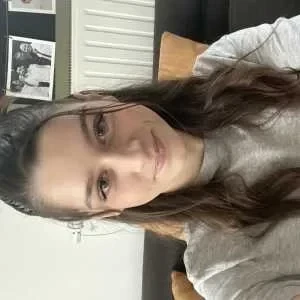 Ylliana, babysitter à Mauges sur Loire