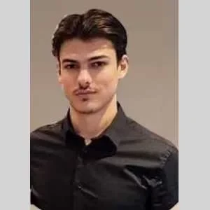 Théo, babysitter à Les Sorinieres