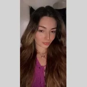 Lou-ann, babysitter à Chessy