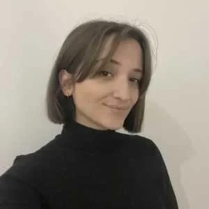 Manon, babysitter à Nimes