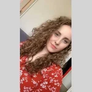 Ellyn, babysitter à Bourges