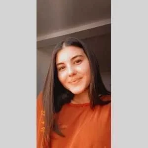 Angelina, babysitter à Saint Gaudens