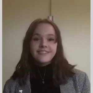 Clémence, babysitter à Lentilly