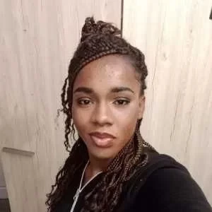 Rybelle , babysitter à Draveil