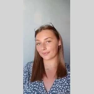 Ocellina , babysitter à Escoville