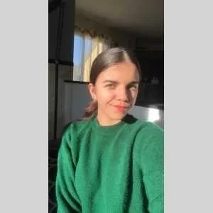 Amélia, babysitter à La Chapelle Hermier