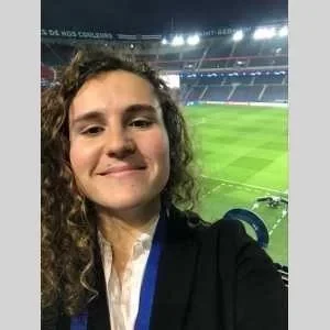 Aliénor, babysitter à Forges les Bains