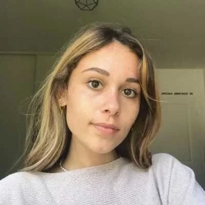 Leïla, babysitter à Andilly