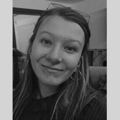 Isaline, babysitter à Saint Paul les Dax