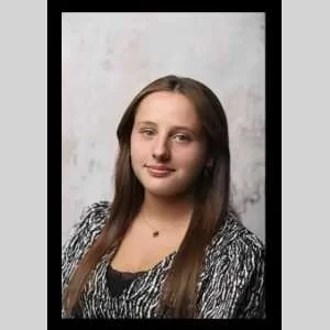 Justine, babysitter à Marzy