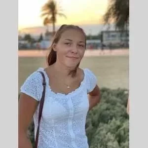 Jade, babysitter à Mezy sur Seine