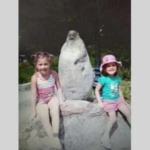 Emma , babysitter à Simiane Collongue