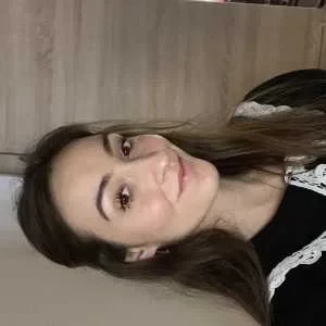 Fanny, babysitter à Paris