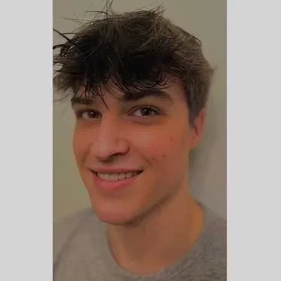 Eden, babysitter à Le Cannet