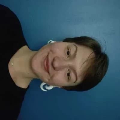 Marlène, babysitter à Eloyes