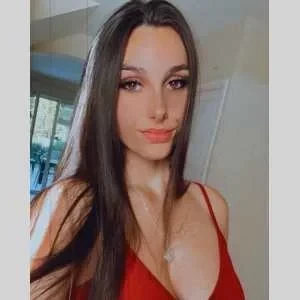 Léa, babysitter à Villeneuve le Roi