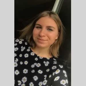 Estelle, babysitter à La Ferte en Ouche