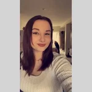 Chloe, babysitter à Grosmagny