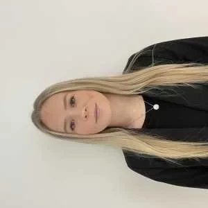 Juline , babysitter à Colmar