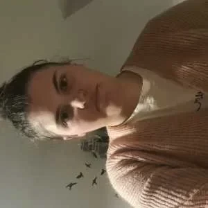 Kahoni, babysitter à Lanvollon