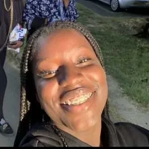 Djeneba, babysitter à Arcueil