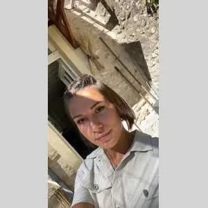 Clémentine, babysitter à Fougeres