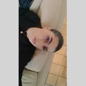 Jade, babysitter à Bougival