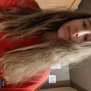 Anna, babysitter à Cergy