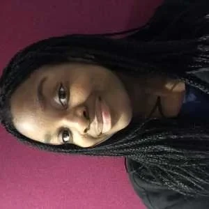 Shirel, babysitter à Longpont sur Orge