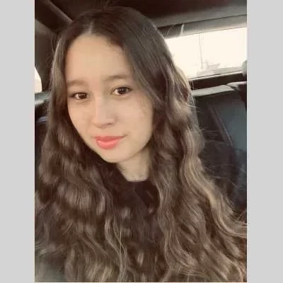 Lee-lou, babysitter à Saint Nazaire