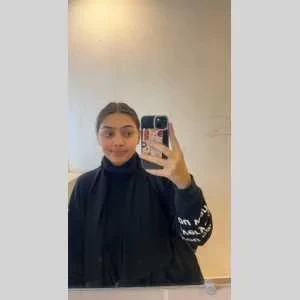 Safia, babysitter à Bagnols sur Ceze