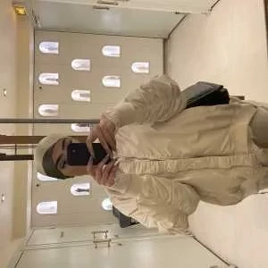 Feryel, babysitter à Villeneuve d Ascq