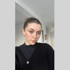 Emma, babysitter à Bulligny