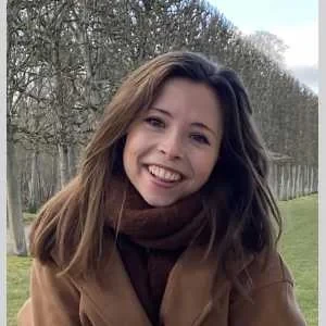 Chloé , babysitter à Villefranche sur Saone