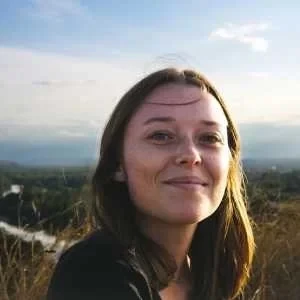 Leelou, babysitter à Le Cres