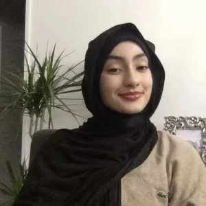 Tara, babysitter à Savigny sur Orge