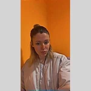 Alicia, babysitter à Tours