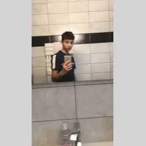 Roméo , babysitter à Chalon sur Saone