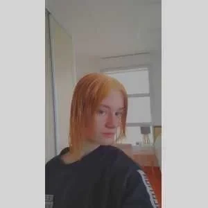 Lucy, babysitter à Nevoy