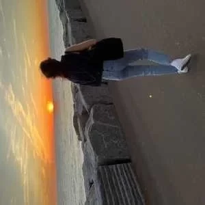 Léna , babysitter à Flottemanville