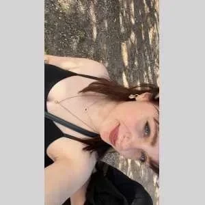 Joy, babysitter à Sete