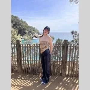 Melina, babysitter à Quincieux