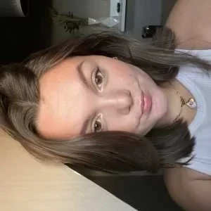 Chloé, babysitter à Asnieres sur Seine