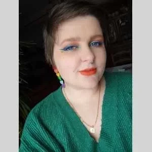 Manon, babysitter à Belleville en Beaujolais