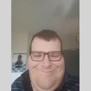 Lonny, babysitter à Annonay