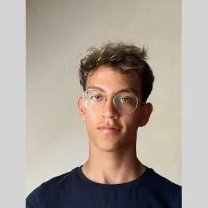 Brandon, babysitter à Colombes